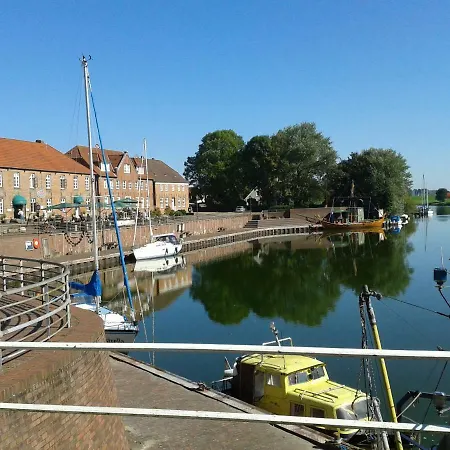 Goldblume Nordsee Appartement Hooksiel